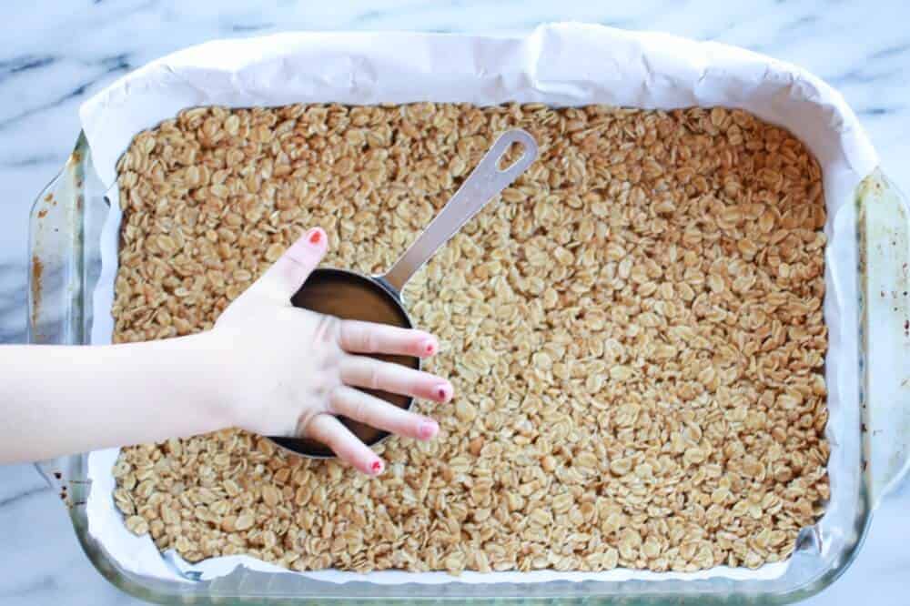 Crunchy Oatmeal Peanut Butter Oats 'n Honey Bars | https://fett-weg.today/