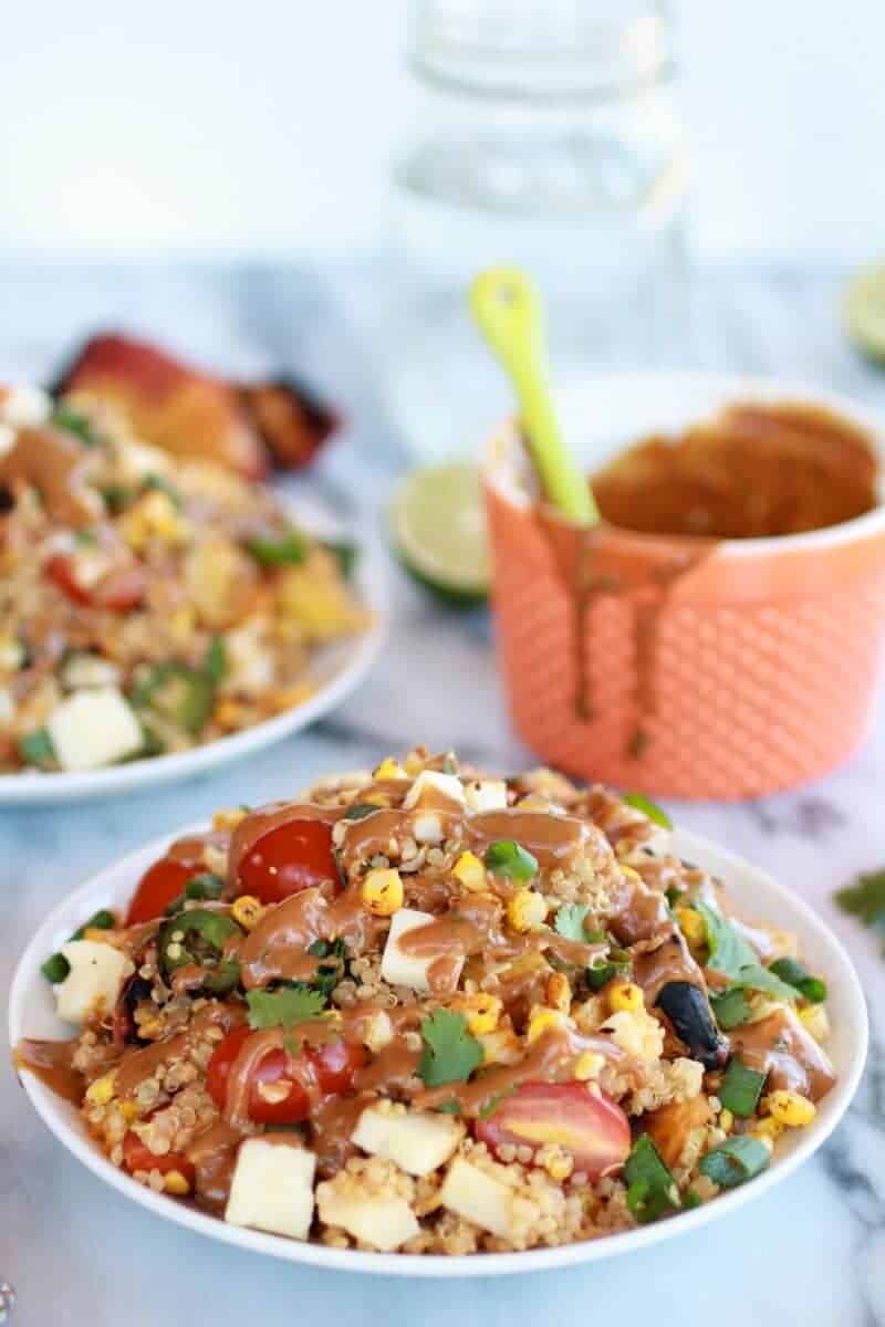 BBQ Grilled Corn, Jalapeño and Peach Quinoa Salad | https://fett-weg.today/