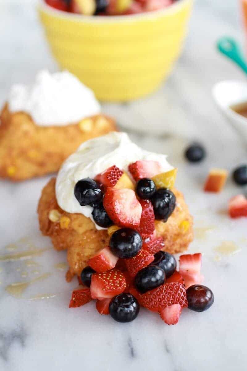 Corn Fritters with Coconut Whipped Cream and Sweet Honey Bourbon Syrup | https://fett-weg.today/