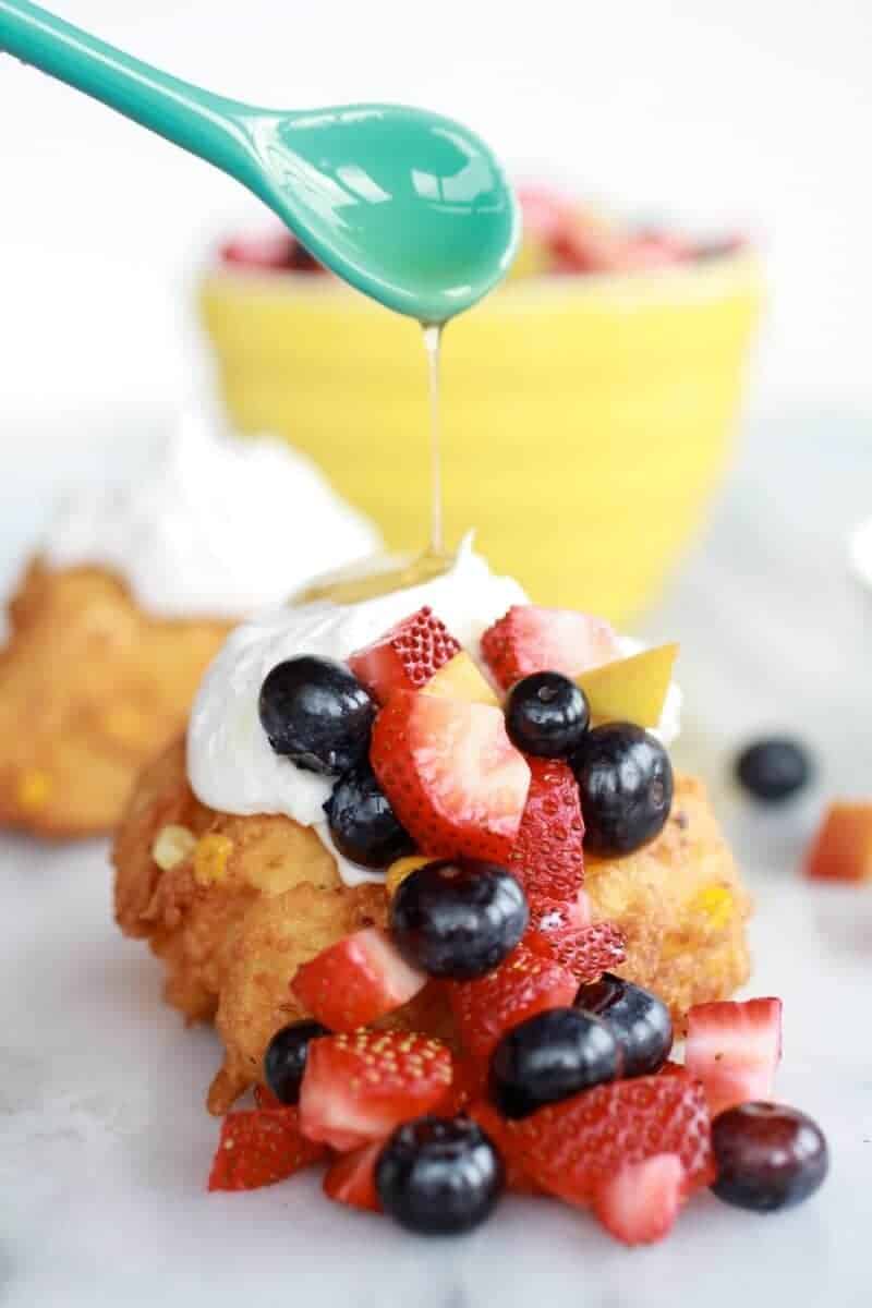 Corn Fritters with Coconut Whipped Cream and Sweet Honey Bourbon Syrup | https://fett-weg.today/