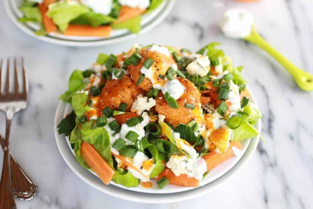 Crispy Buffalo Quinoa Bites Salad | https://fett-weg.today/