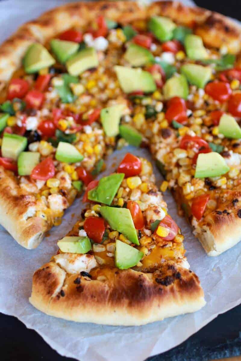 Grilled Corn and Chipotle Pesto Pizza with Queso Fresco | https://fett-weg.today/