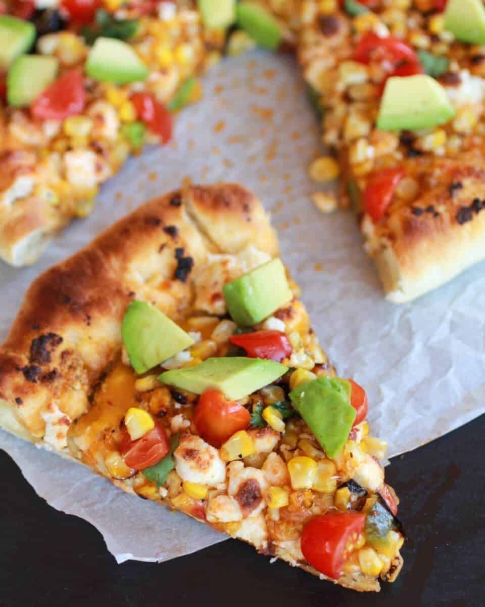 Grilled Corn and Chipotle Pesto Pizza with Queso Fresco | https://fett-weg.today/
