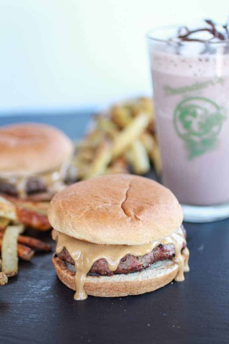 Peanut Butter Burgers with Slim Jim Fries and Chocolate Malted Milkshake | https://fett-weg.today/