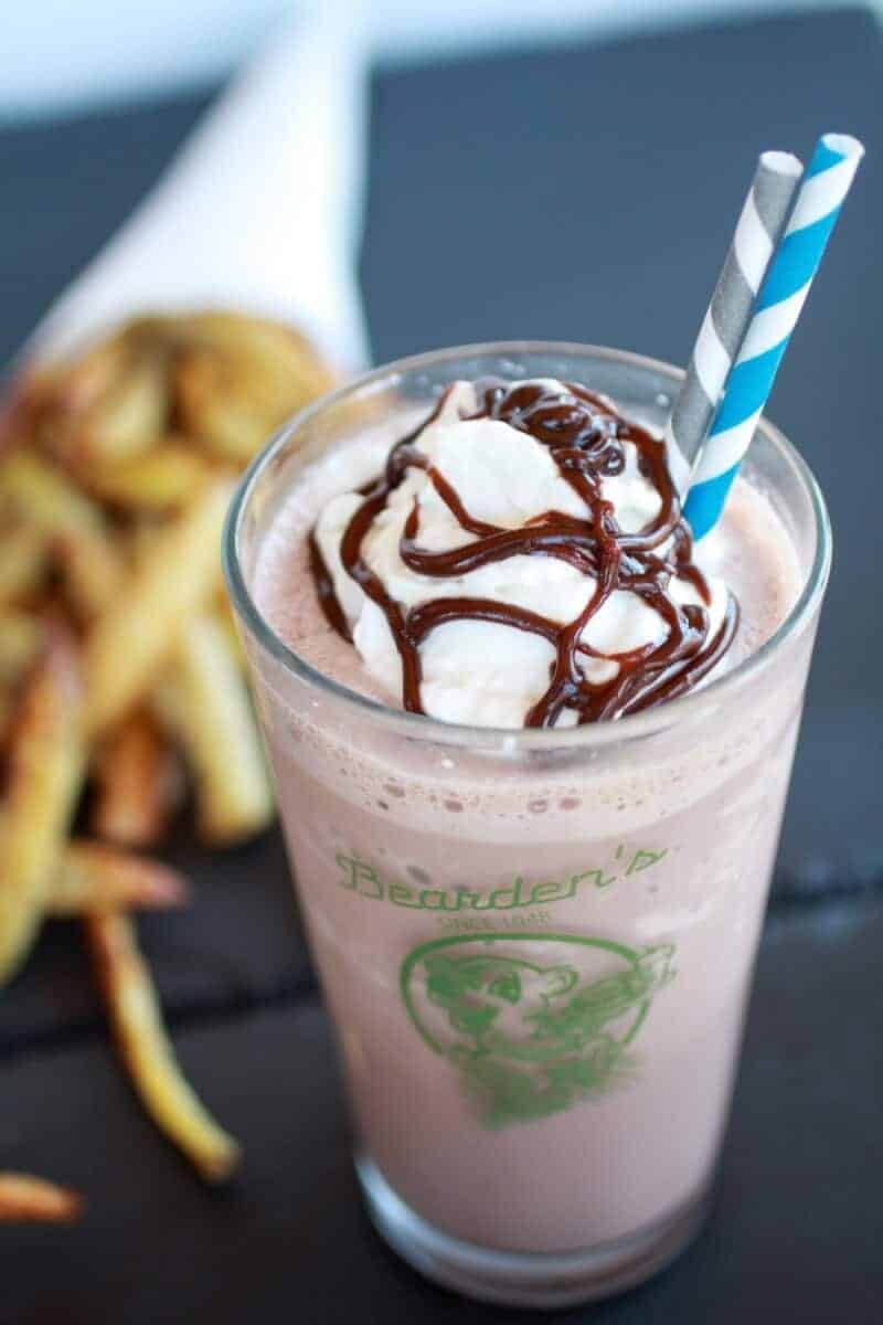 Peanut Butter Burgers with Slim Jim Fries and Chocolate Malted Milkshake | https://fett-weg.today/