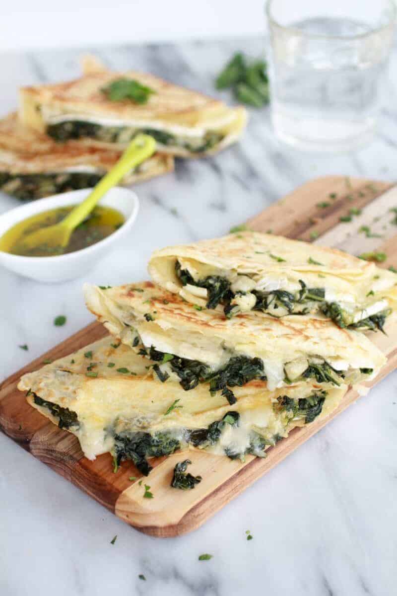 Spinach Artichoke and Brie Crepes with Sweet Honey Sauce | https://fett-weg.today/
