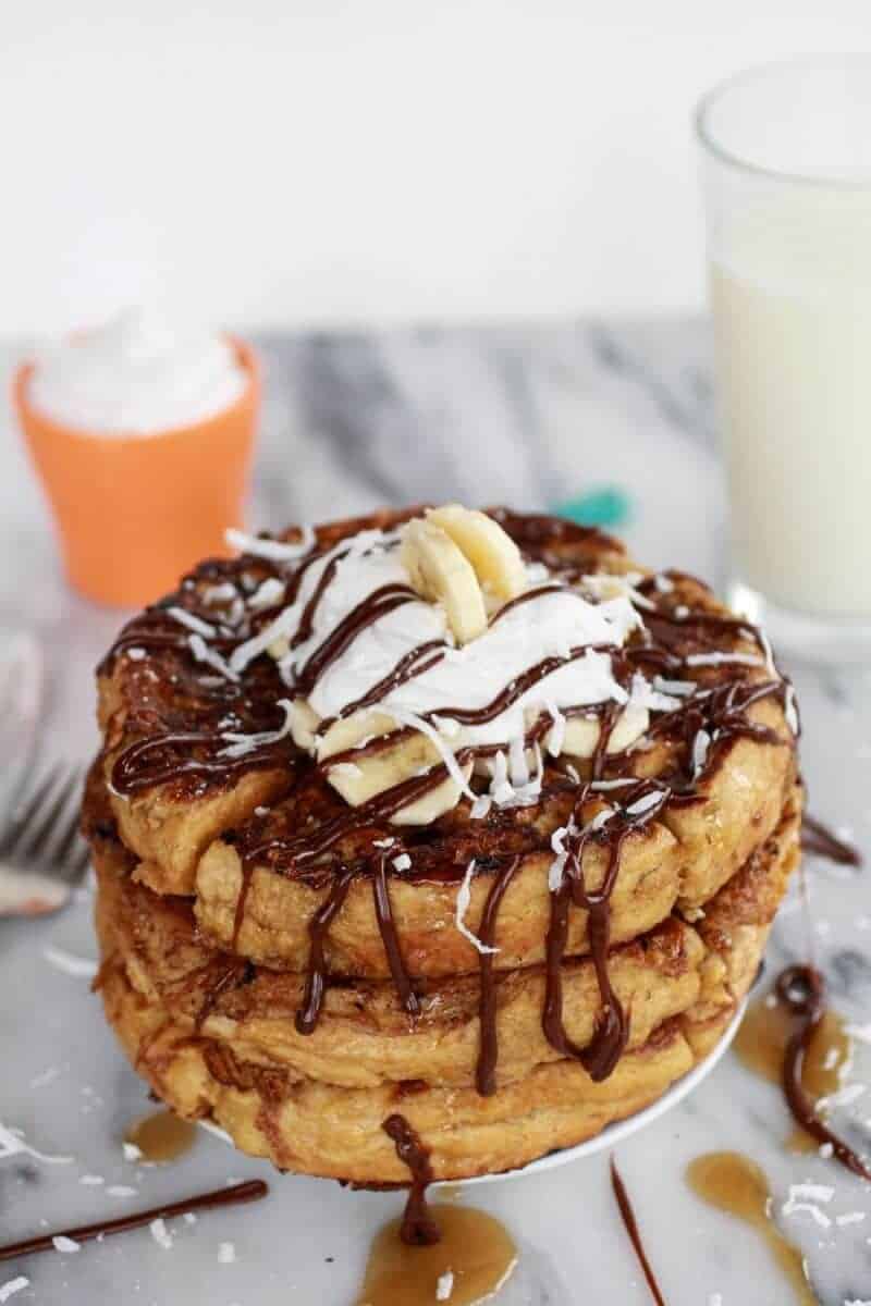 caramelized coconut banana bread waffle french toast | https://fett-weg.today/