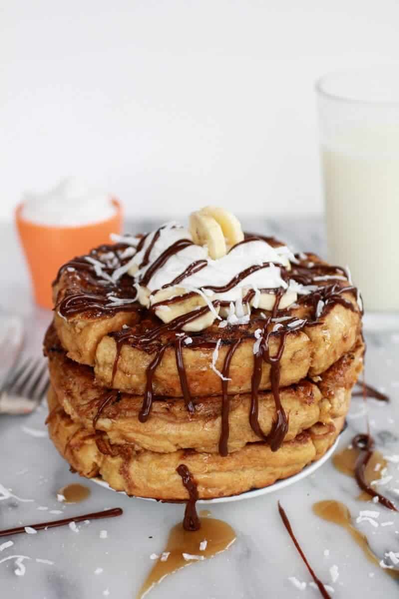 caramelized coconut banana bread waffle french toast | https://fett-weg.today/