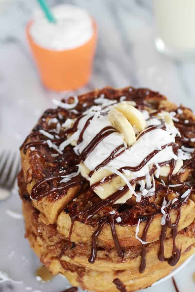 caramelized coconut banana bread waffle french toast | https://fett-weg.today/
