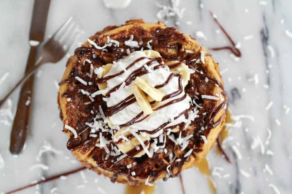 caramelized coconut banana bread waffle french toast | https://fett-weg.today/