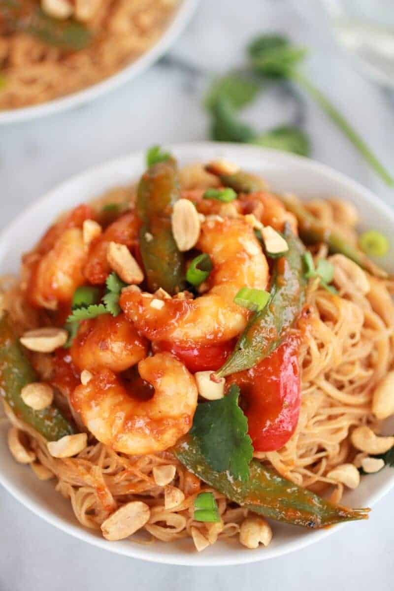 Sweet Thai Shrimp Curry with Peanut Noodles | https://fett-weg.today/