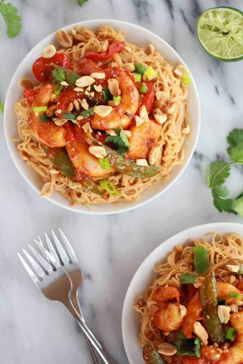 Sweet Thai Shrimp Curry with Peanut Noodles | https://fett-weg.today/
