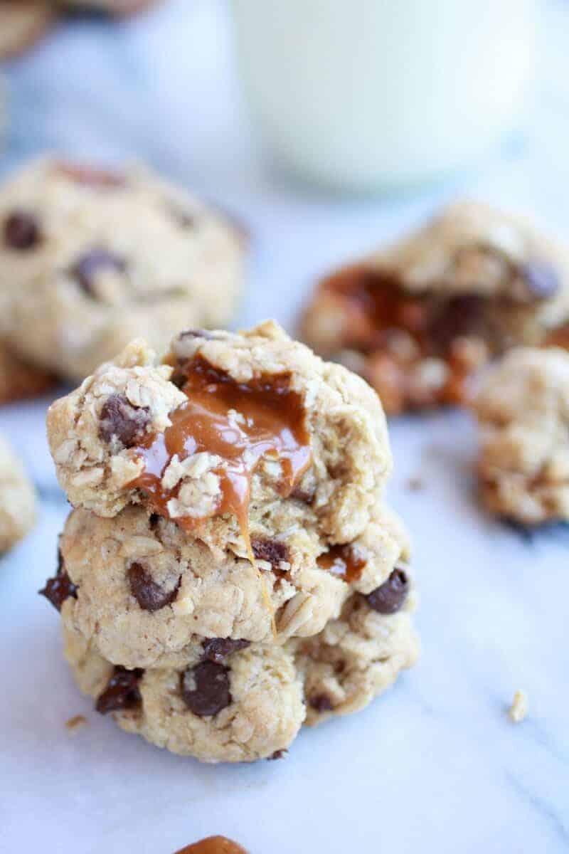 Burnt Peanut Butter Caramel Oatmeal Chocolate Chip Cookies || halfbakedharvest.com/