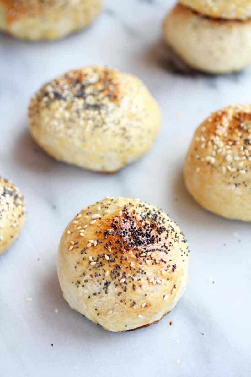 Everything Bagel Slider Buns | halfbakedharvest.com