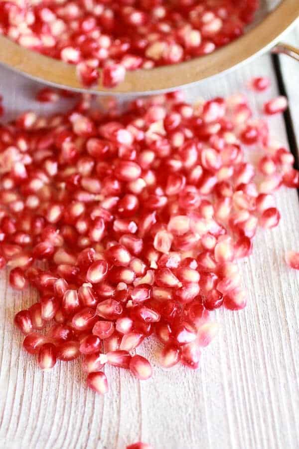 How To Deseed A Pomegranate (In Pictures!) | halfbakedharvest.com