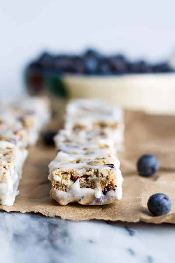 Blueberry Vanilla Greek Yogurt Granola Bars | halfbakedharvest.com