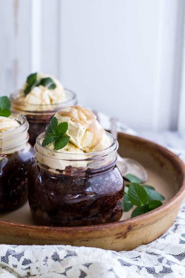 Kentucky Derby Mini Chocolate-Pecan Cakes with Vanilla Bourbon Smash Ice Cream | halfbakedharvest.com