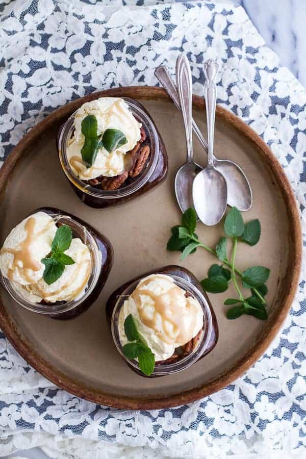 Kentucky Derby Mini Chocolate-Pecan Cakes with Vanilla Bourbon Smash Ice Cream | halfbakedharvest.com