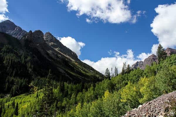 Fall Harvest Peanut Picnic + a Family Hike! | halfbakedharvest.com @hbharvest