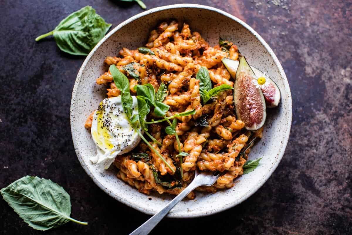 Simple Roasted Red Pepper Pasta | halfbakedharvest.com @hbharvest