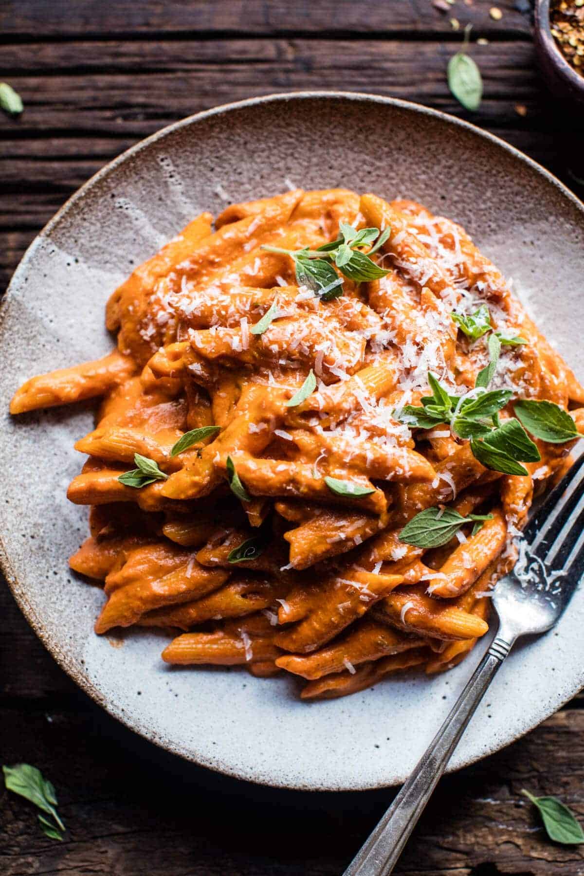 Crockpot Sun-Dried Tomato Penne Alla Vodka | halfbakedharvest.com @hbharvest