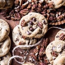 Browned Butter Pecan Chocolate Chip Cookies | halfbakedharvest.com @hbharvest
