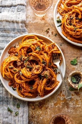 Roasted Red Pepper Alla Vodka Pasta with Cheesy Oregano Breadcrumbs | halfbakedharvest.com