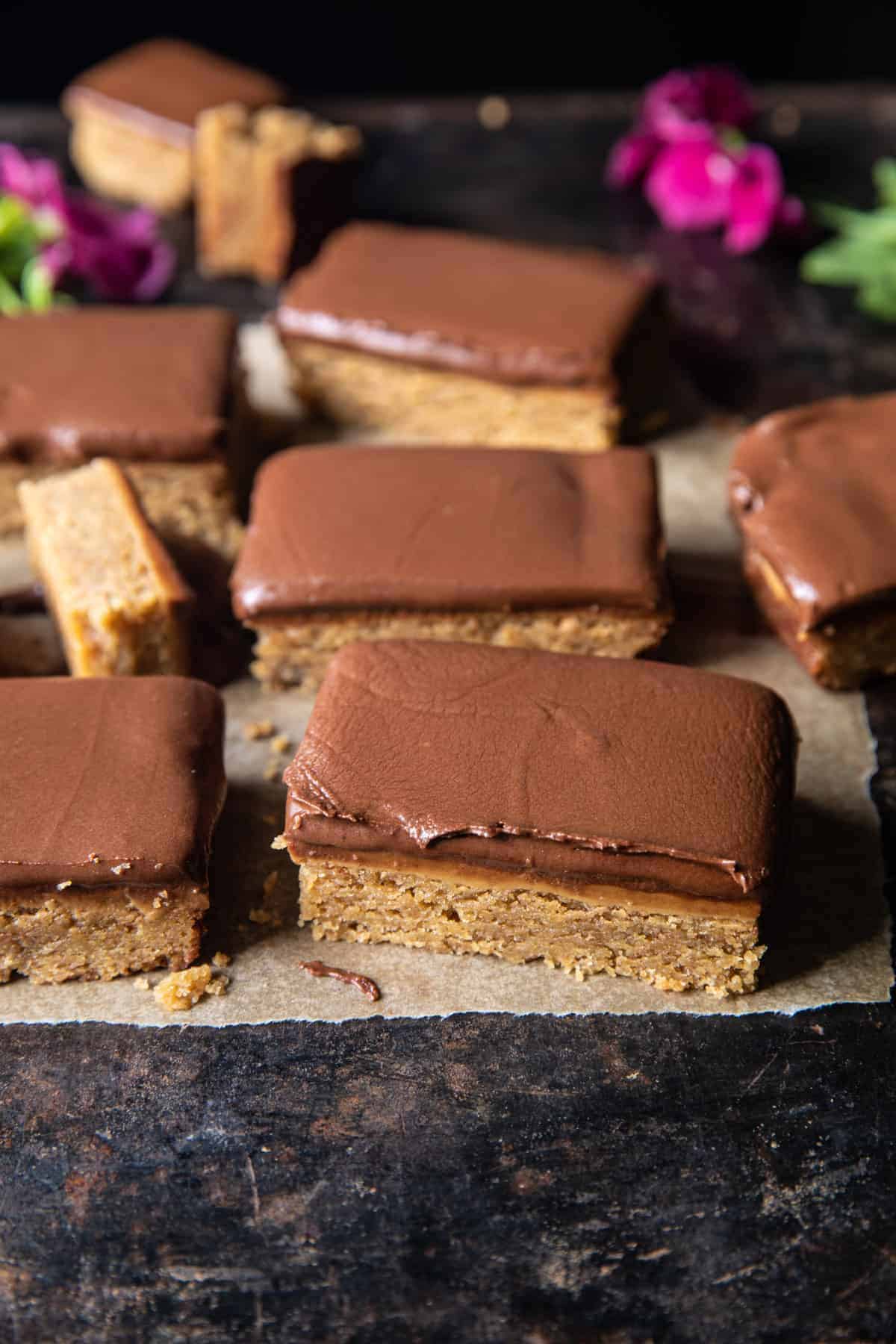 Lunchroom Chocolate Peanut Butter Bars | halfbakedharvest.com