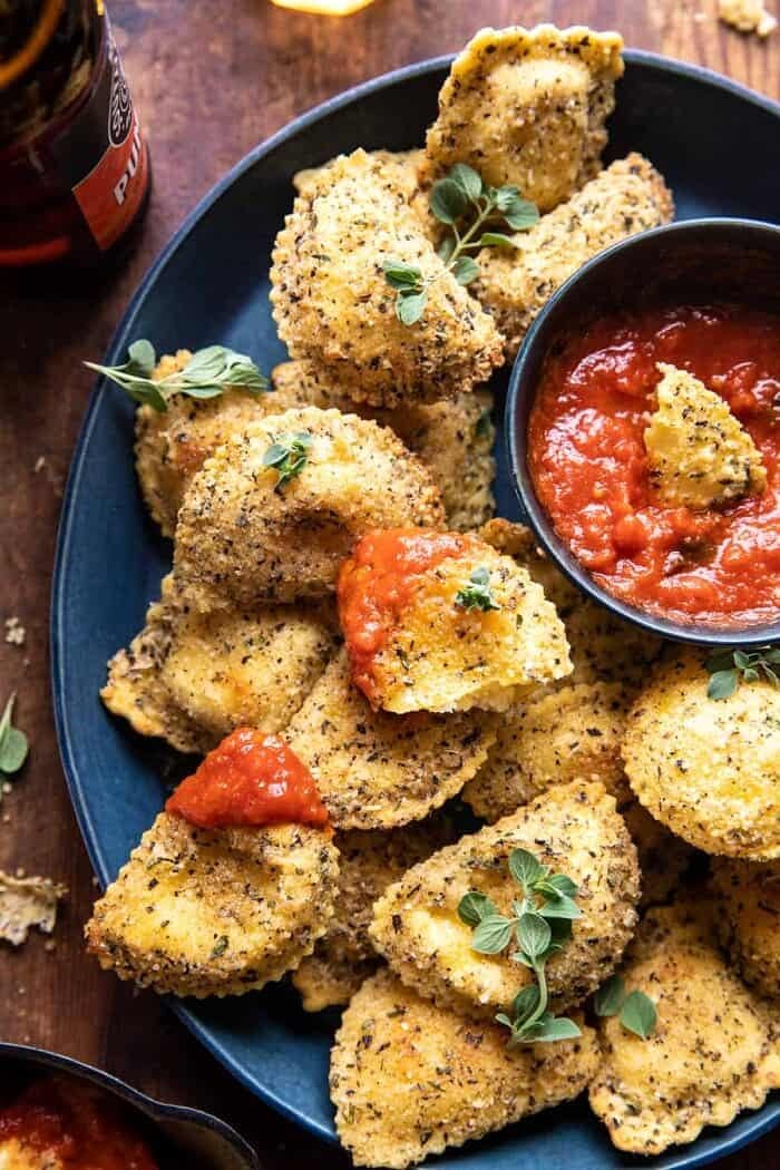 Oven Toasted Garlic Herb Cheese Ravioli | halfbakedharvest.com Oven Toasted Garlic Herb Cheese Ravioli | halfbakedharvest.com