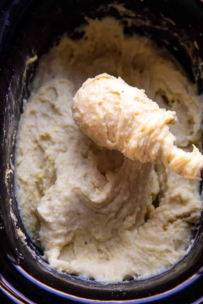 Slow Cooker Cheesy Garlic Herb Mashed Potatoes | halfbakedharvest.com Slow Cooker Cheesy Garlic Herb Mashed Potatoes in the slow cooker pot