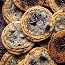 Brown Butter Malted Chocolate Chunk Cookies | halfbakedhavrest.com