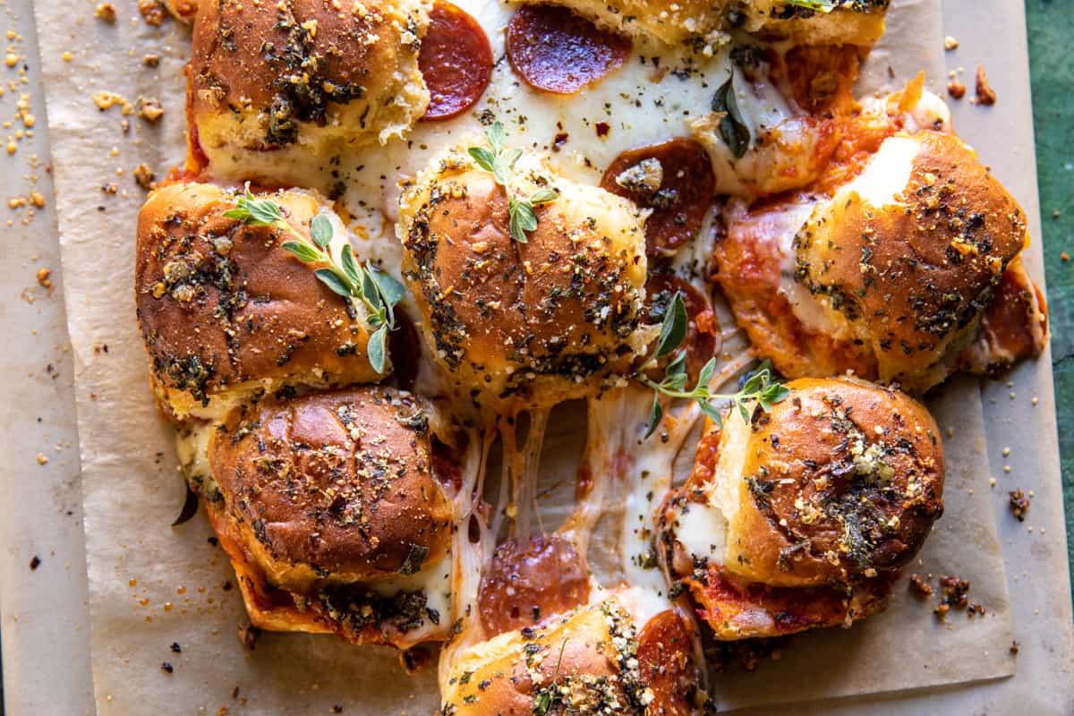 Pull Apart Roasted Garlic Pizza Dip Sliders | halfbakedharvest.com