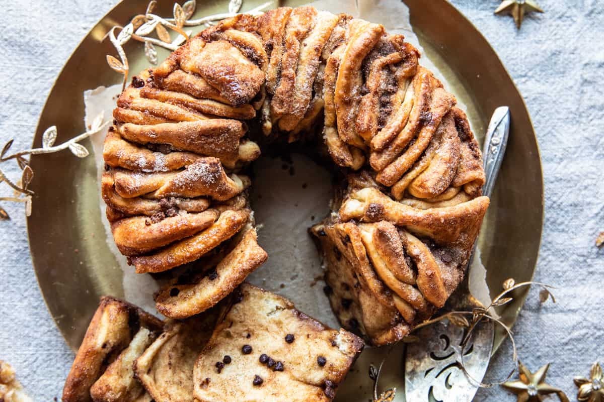 Chocolate Cinnamon Sugar Pull Apart Wreath | halfbakedharvest.com