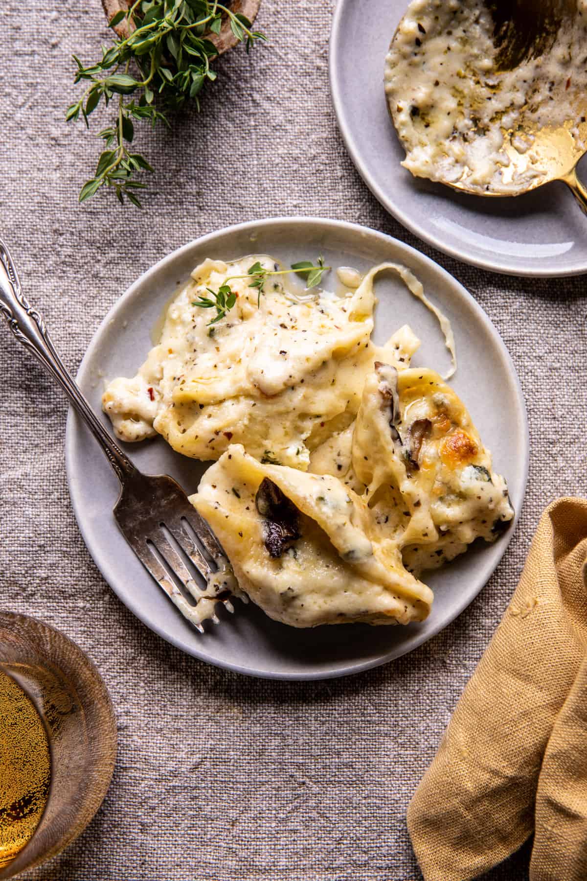 Creamy White Wine Mushroom Stuffed Shells | halfbakedharvest.com