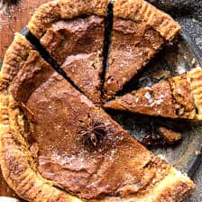 Crinkly Salted Caramel Snickerdoodle Pie | halfbakedharvest.com