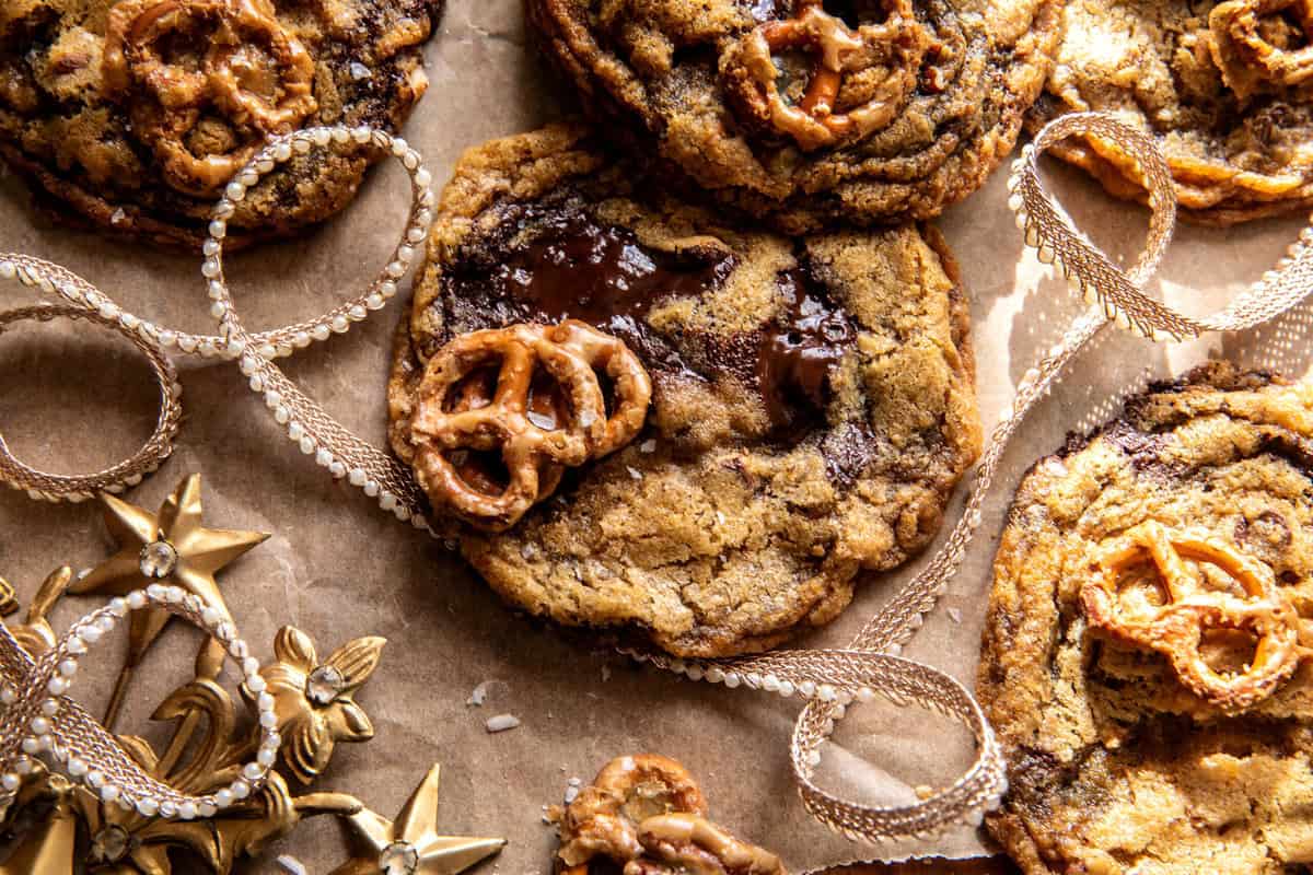 Salted Pretzel Praline Cookies | halfbakedharvest.com