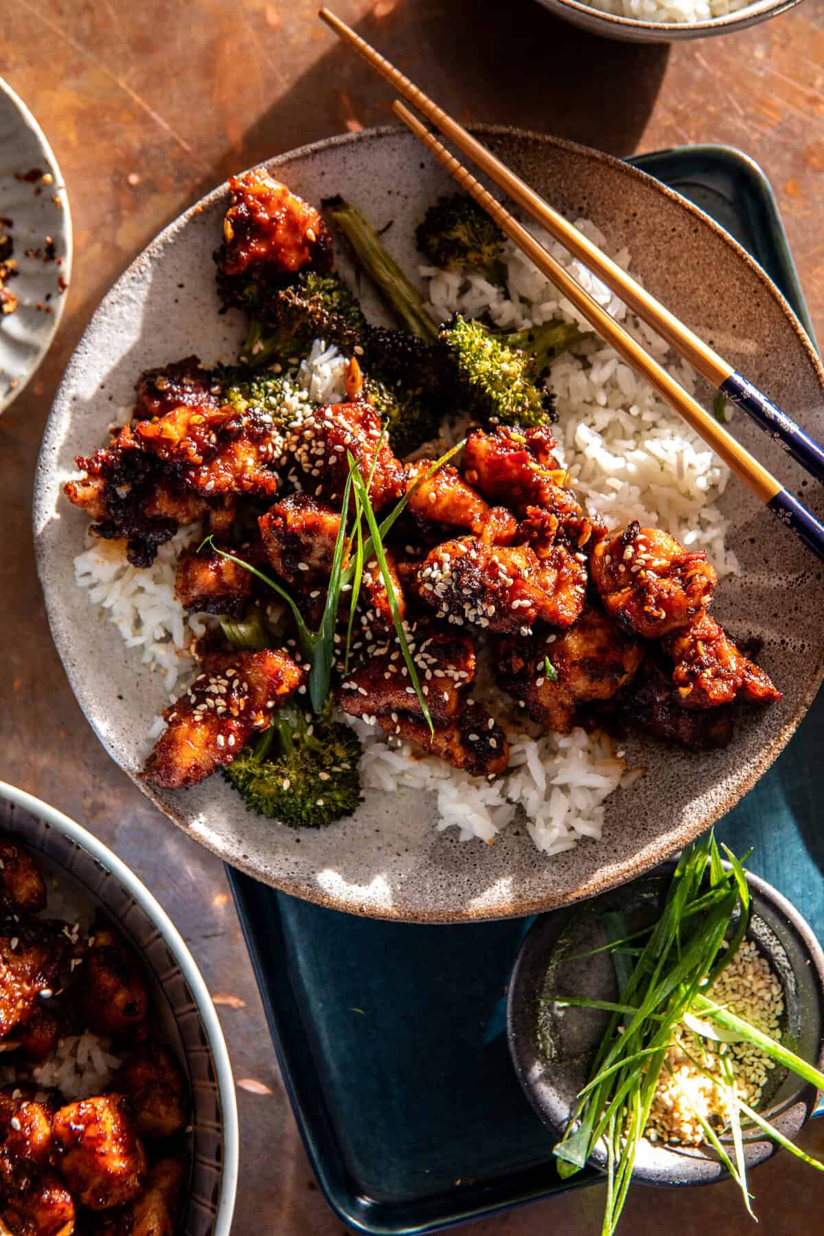 30 Minute General Tsoโs Chicken | halfbakedharvest.com