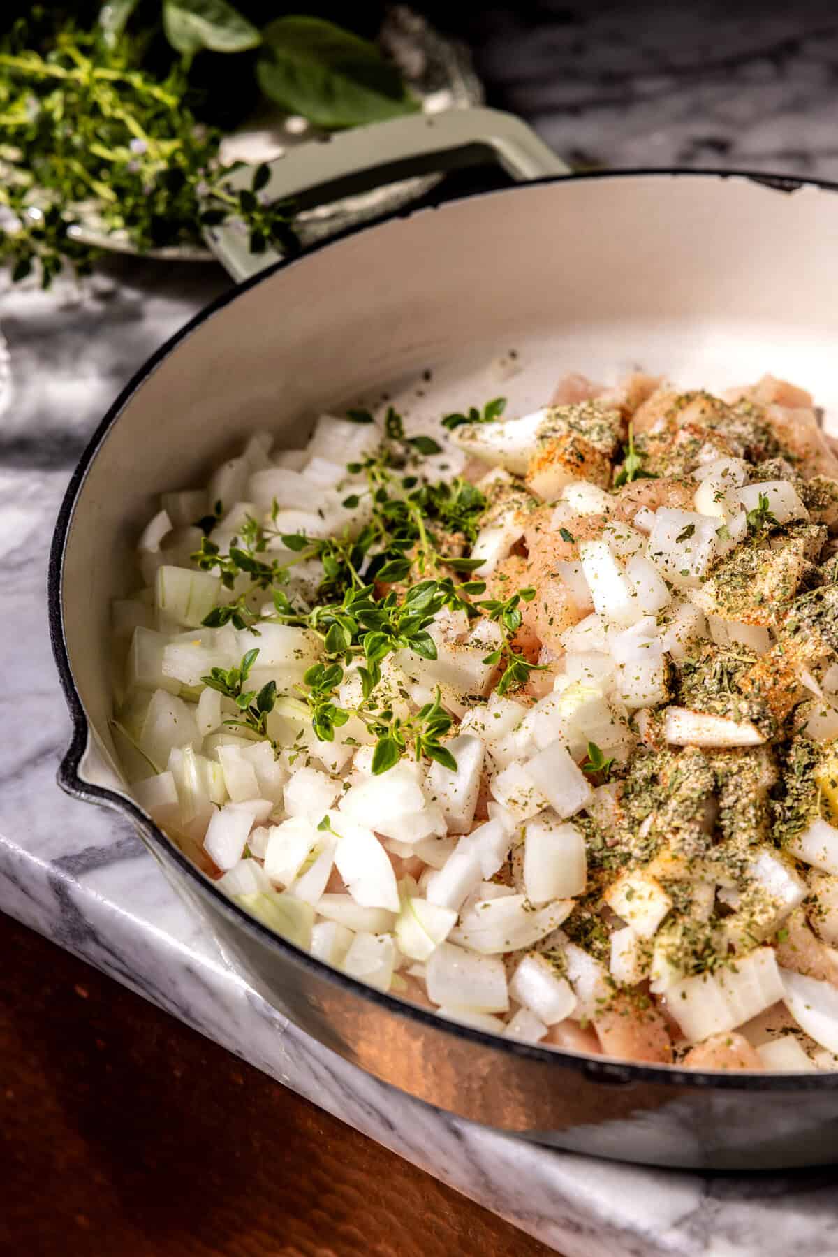 Broccoli Cheddar Spaghetti Casserole | halfbakedhavrest.com