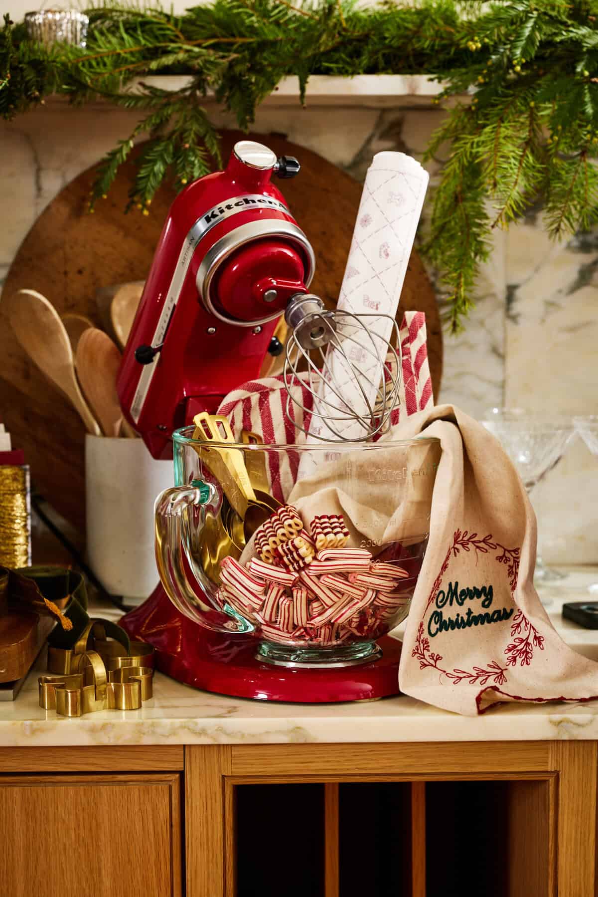 How to Host A Christmas Cookie Swap | halfbakedharvest.com